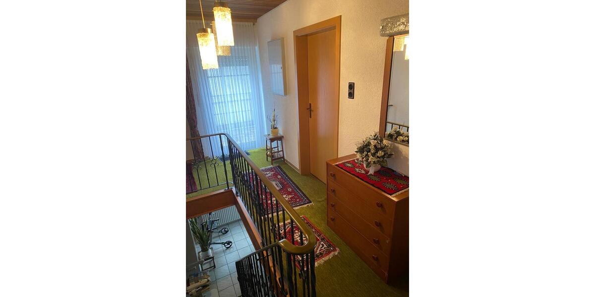 Einfamilienhaus Ense - 8 Zimmer, 208 m&sup2;, 285.000&euro; | Angebot:27226494