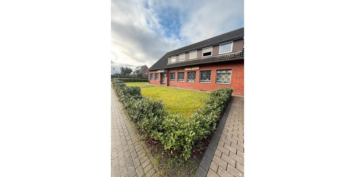 Mehrfamilienhaus 1000 Quadratmeter Grundstück 6 zimmer