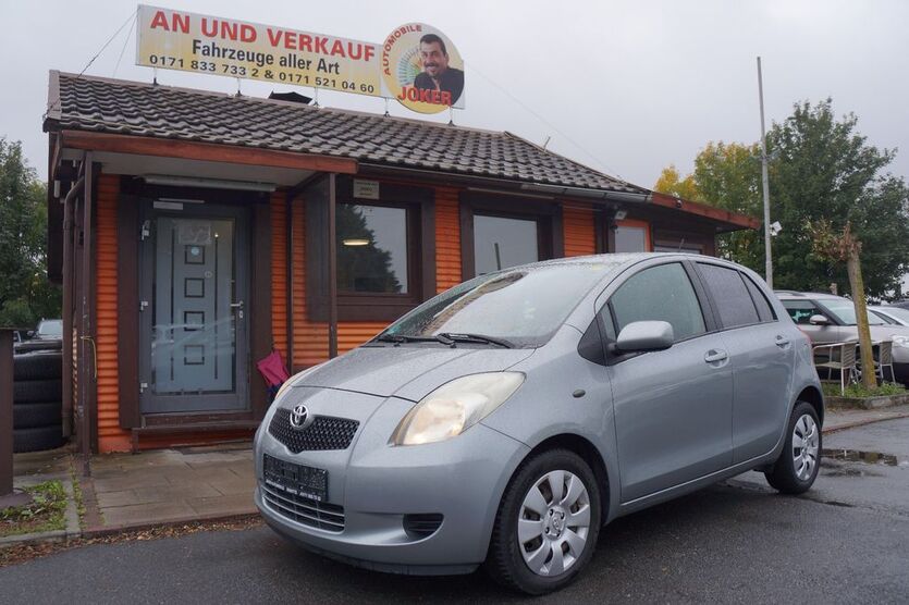 Toyota Yaris 147.426 km 3.290 € Erwitte 59597