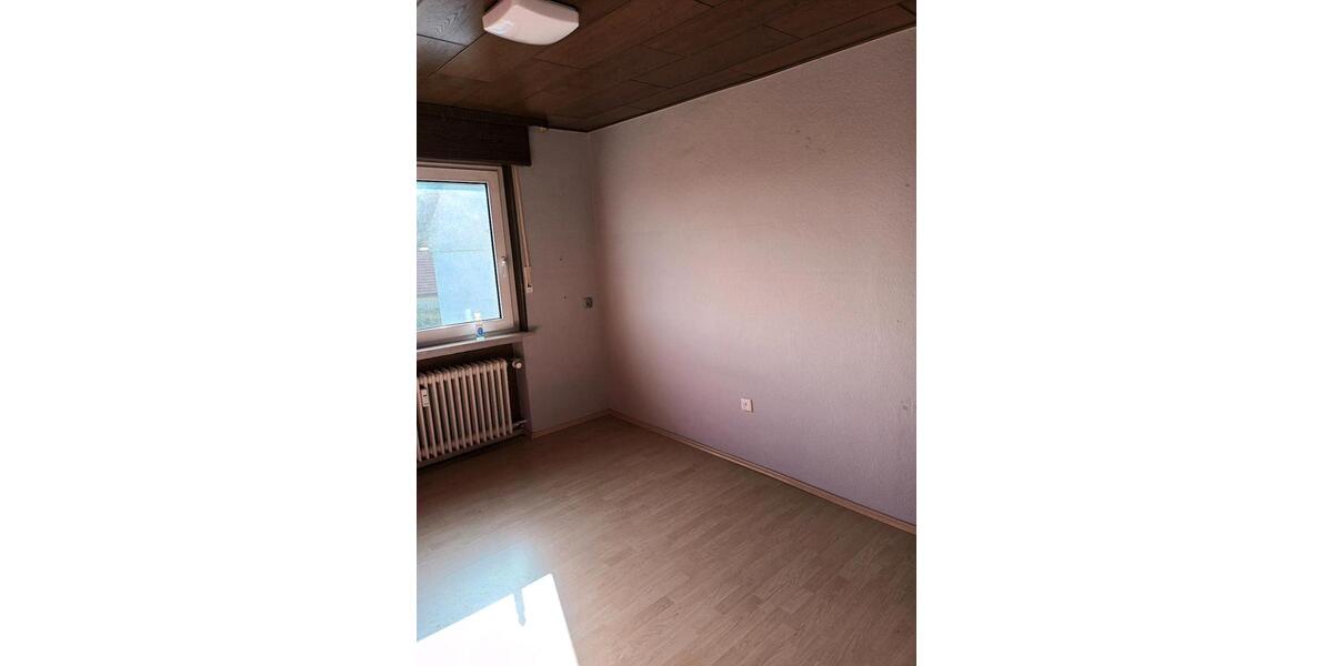 Etagenwohnung Ense - 3 Zimmer, 85 m&sup2;, 520&euro; | Angebot:25420396