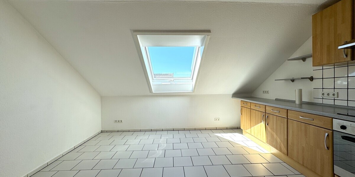 Helle 2-Zimmer-Wohnung im Dachgeschoss eines gepflegten Dreifamilienhauses! - Dachgeschoßwohnung Drensteinfurt Rinkerode | Angebot:26351520