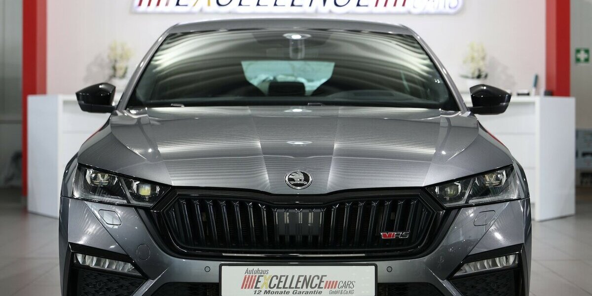 Skoda Octavia LIMO 2.0 TSI DSG RS SPORT BLACK S-SITZE 65.000 km 29.444 &euro; Hamm 59077