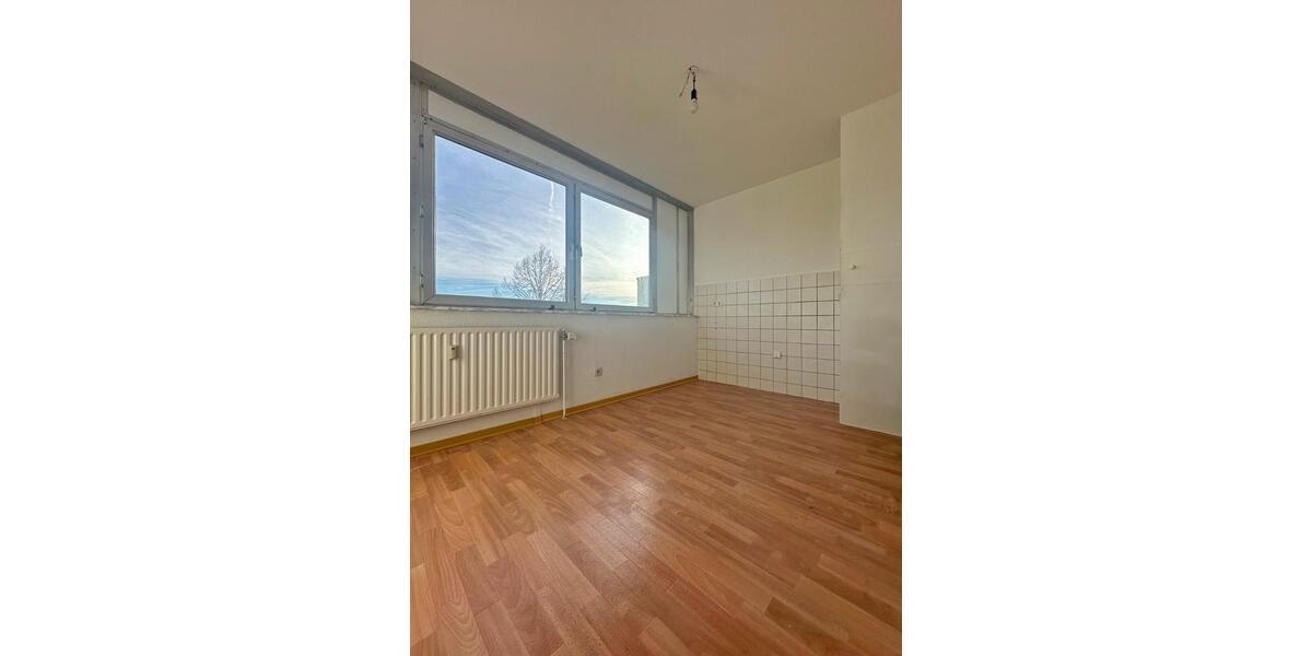 Helle 3-Zimmer-Wohnung mit Balkon - frisch renoviert - KDB 3 zimmer