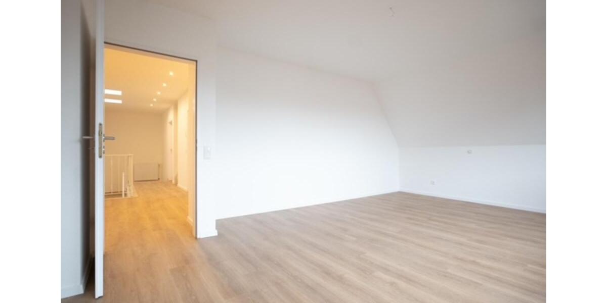 Maisonettenwohnung Lüdinghausen - 3 Zimmer, 150 m&sup2;, 1.650&euro; | Angebot:25499335