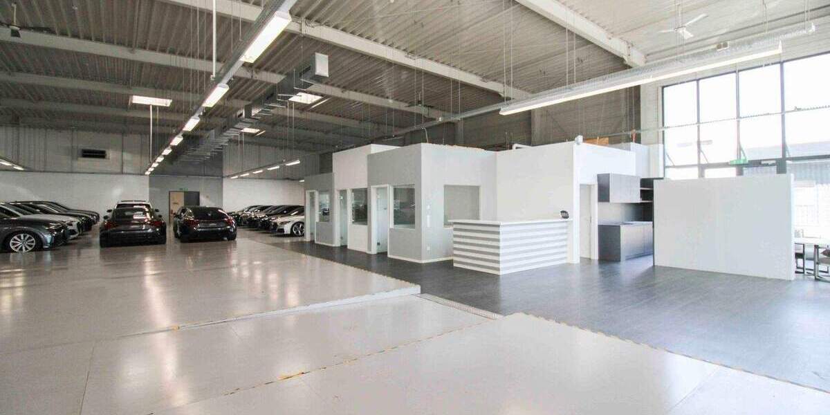 Großzügige Gewerbehalle (1.500 m²) mit flexiblen Nutzungsmöglichkeiten zimmer