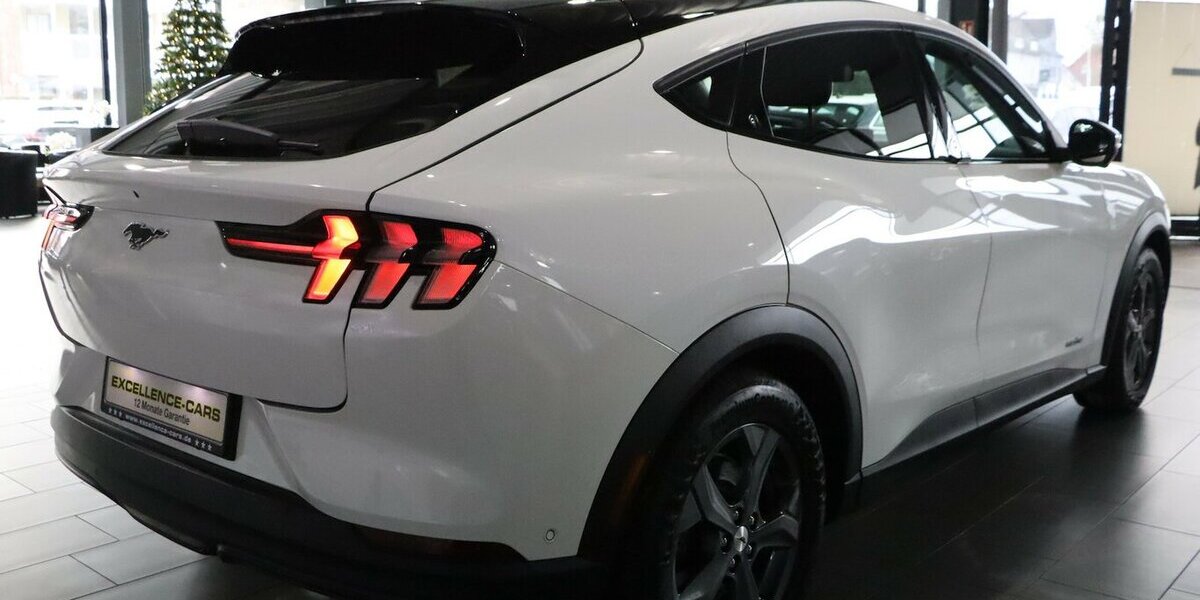 Ford Mustang Mach-E BANG & OLUFSEN / VIRTUAL COCKPIT 75.000 km 24.111 &euro; Hamm 59077