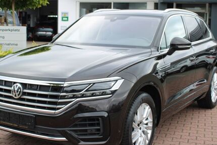 VW Touareg 71.100 km 40.970 € Lünen 44536