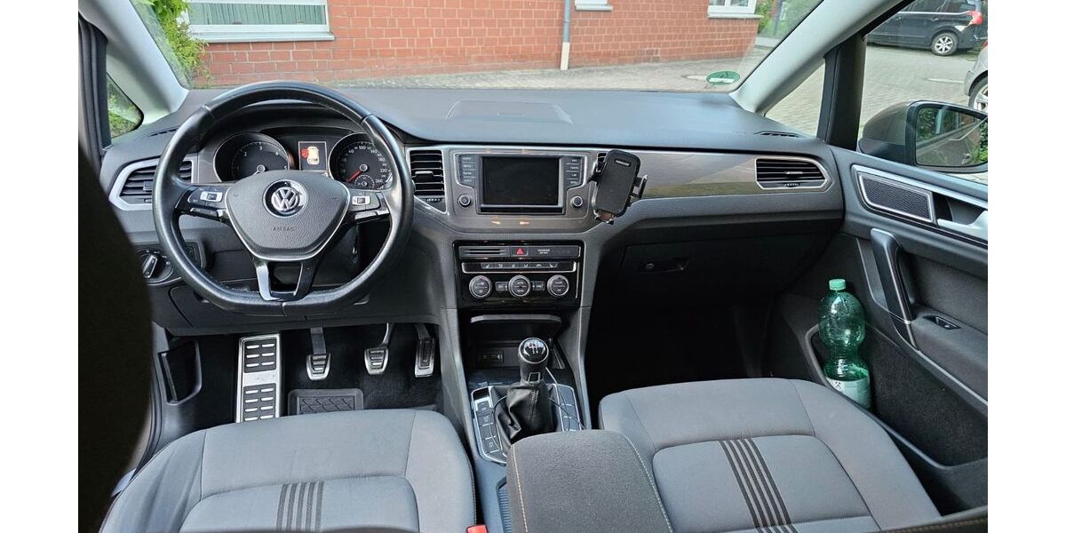 VW Golf Sportsvan 205.000 km 7.100 &euro; Ahlen 59227