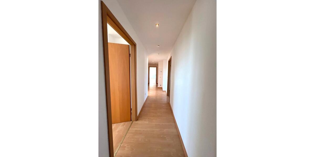 Dachgeschoßwohnung Unna Alte Heide - 4 Zimmer, 113 m&sup2;, 970&euro; | Angebot:26266798