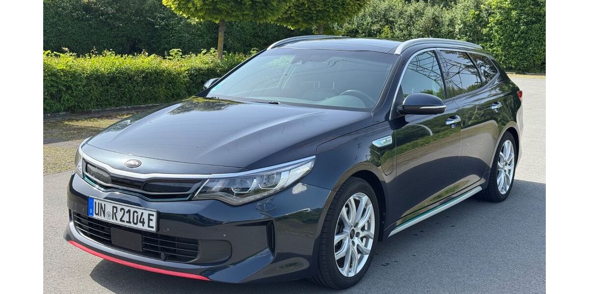 Kia Optima 171.000 km 13.500 &euro; Kamen 59174