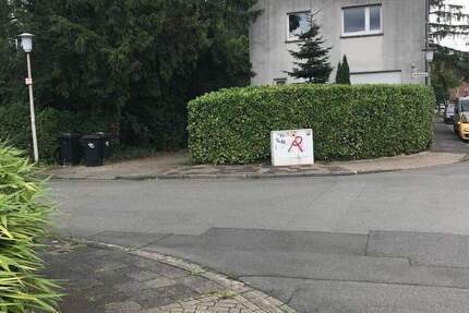 3 Familienhaus plus separater Bungalow 1 zimmer