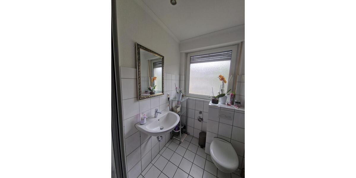 **Tolle 4-Zimmerwohnung im Zentrum** - Beschreibung lesen! zimmer