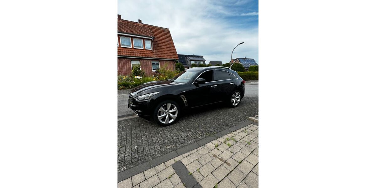 INFINITI FX 188.000 km 12.900 &euro; Bergkamen 59192