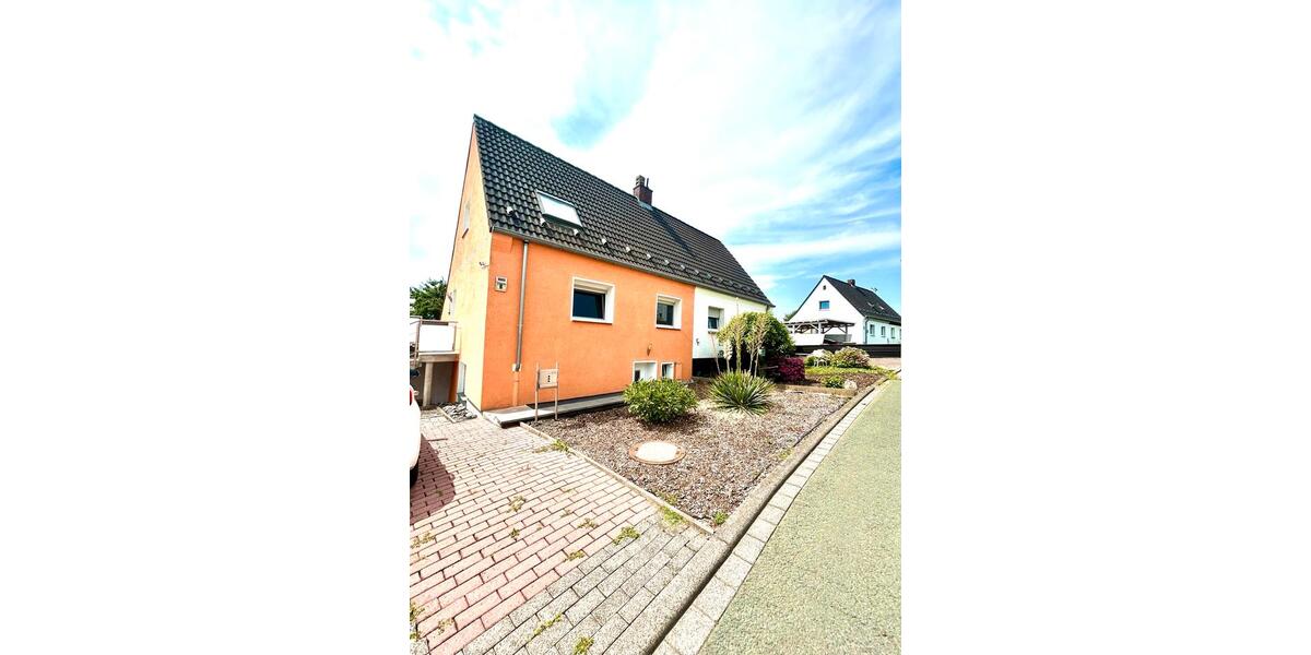 Mehrfamilienhaus, Wohnhaus Bergkamen - 7 Zimmer, 173 m&sup2;, 349.000&euro; | Angebot:27154211