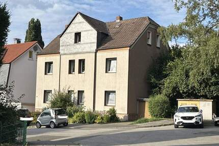 Freistehendes Zweifamilienhaus auf großem Grundstück in Dortmund - Kirchhörde 9 zimmer