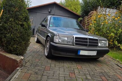 Mercedes-Benz 190 169.000 km 5.000 € Kamen 59174