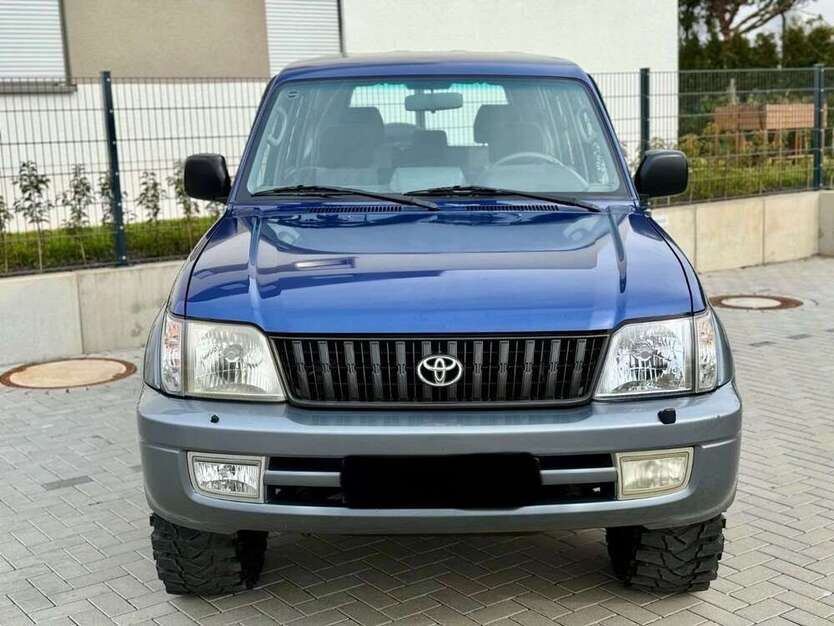 Land Cruiser