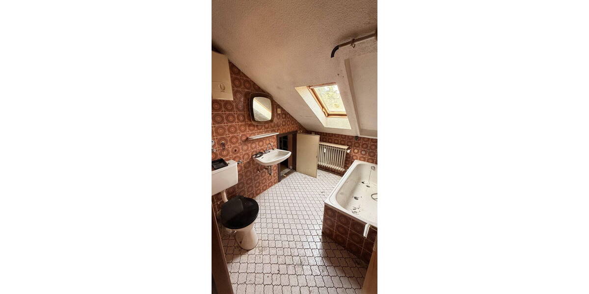 Etagenwohnung Dortmund Körne - 2 Zimmer, 60 m&sup2;, 140.000&euro; | Angebot:26377229