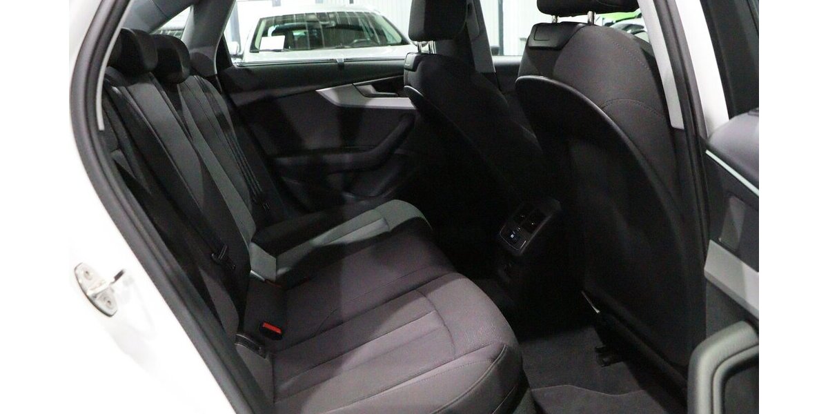 Audi A4 LIMOUSINE 40 TDI S-LINE / MATRIX-LED / 109.000 km 28.111 &euro; Hamm 59077