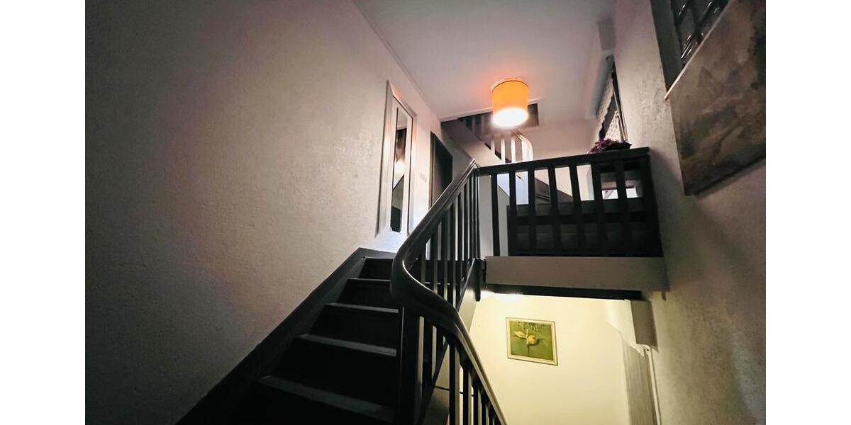 Dachgeschoßwohnung Menden (Sauerland) - 4 Zimmer, 80 m&sup2;, 179.000&euro; | Angebot:24750548