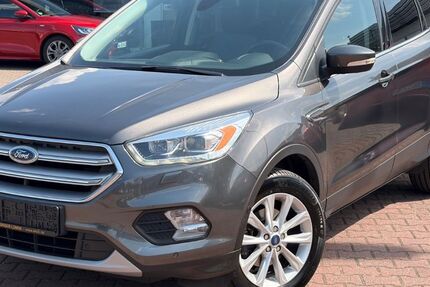 Ford Kuga 99.834 km 10.470 &euro; Lünen 44536