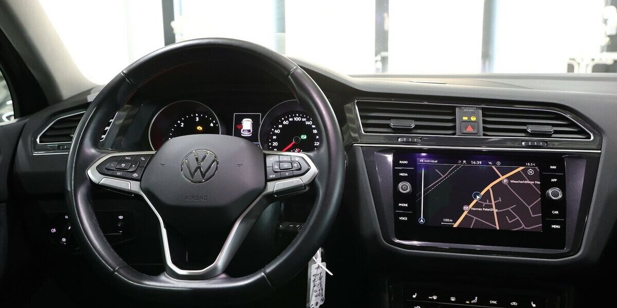 VW Tiguan 2.0 TDI DSG 4M IQ LIFE LED, HEAD-UP, NAVI 105.000 km 23.111 &euro; Hamm 59077