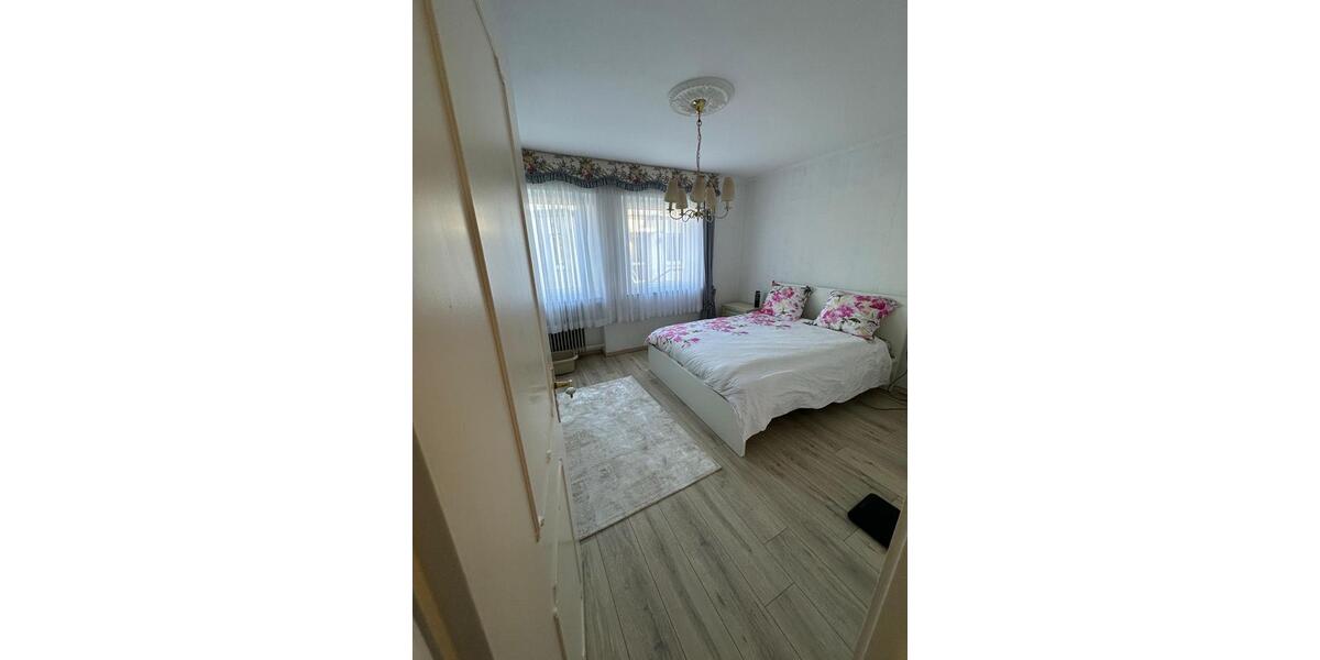 Erdgeschoßwohnung Beckum - 4 Zimmer, 90 m&sup2;, 850&euro; | Angebot:26409011
