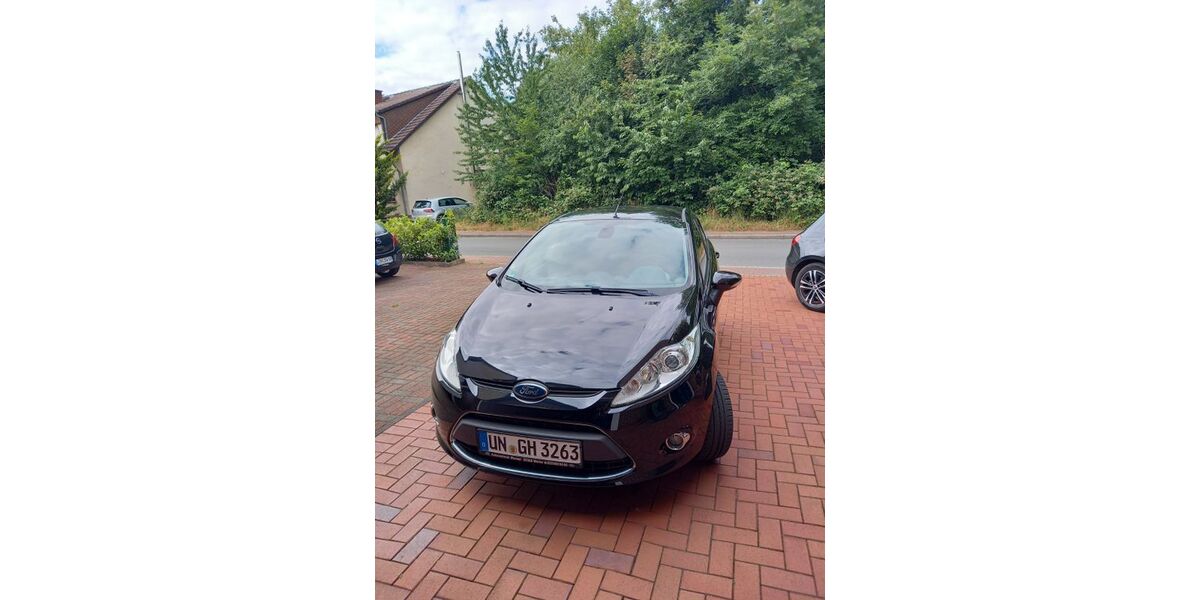 Ford Fiesta 91.900 km 4.950 &euro; Bergkamen 59192