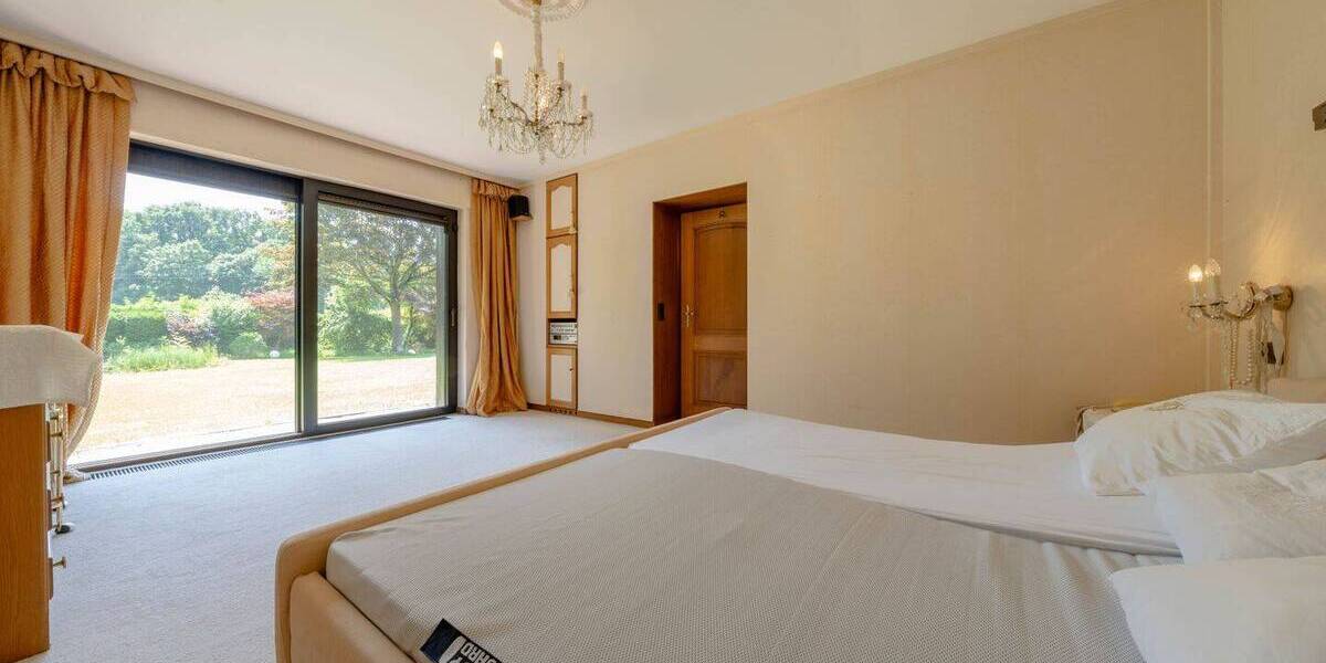 Einfamilienhaus Dortmund Brechten - 5 Zimmer, 256 m&sup2;, 1.250.000&euro; | Angebot:23958206