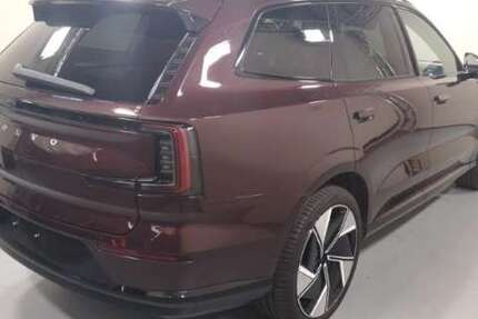 Volvo EX90