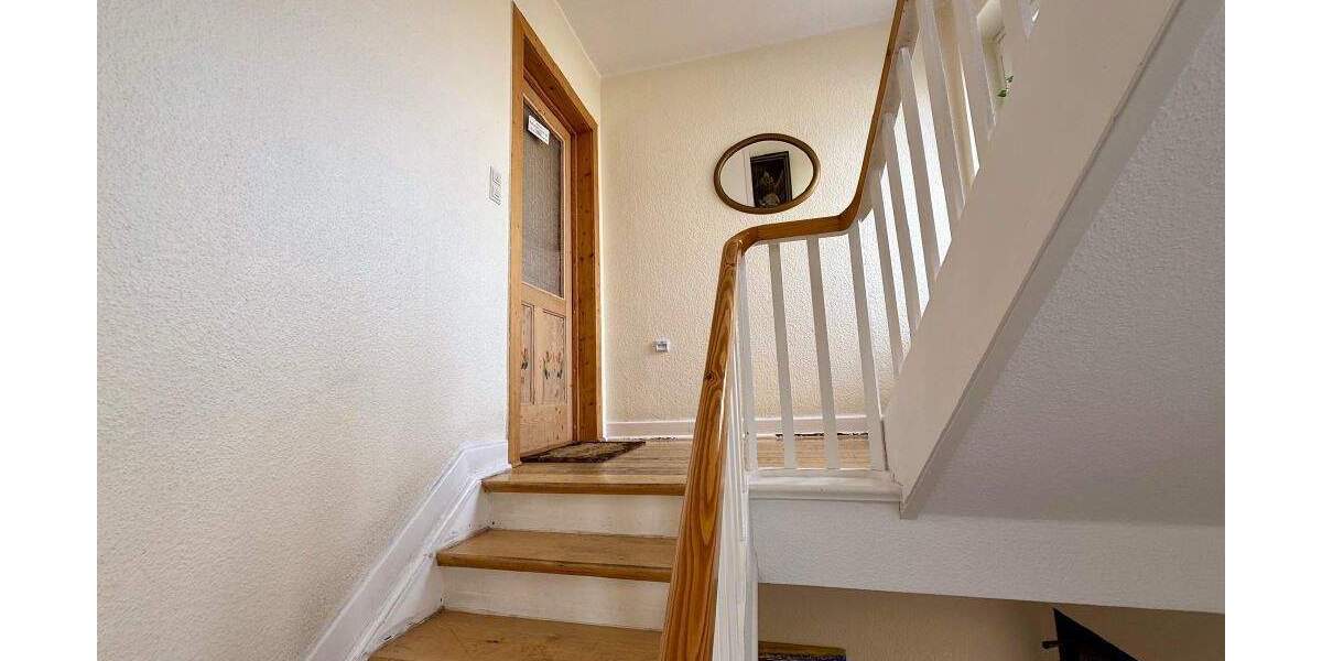 FröndenbergRuhr: Altbau-ETW mit Charme und großen Räumen - Einfach riesig! 3 zimmer