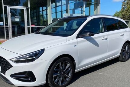 Hyundai i30 54.434 km 19.550 &euro; Ahlen 59229