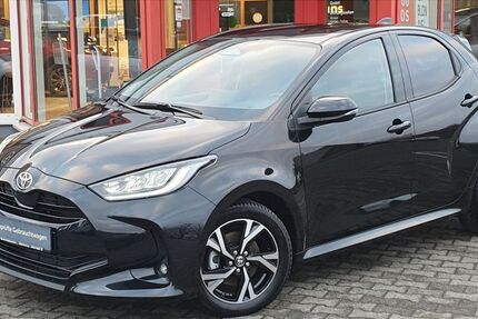 Toyota Yaris 11.880 km 22.990 &euro; Beckum 59269