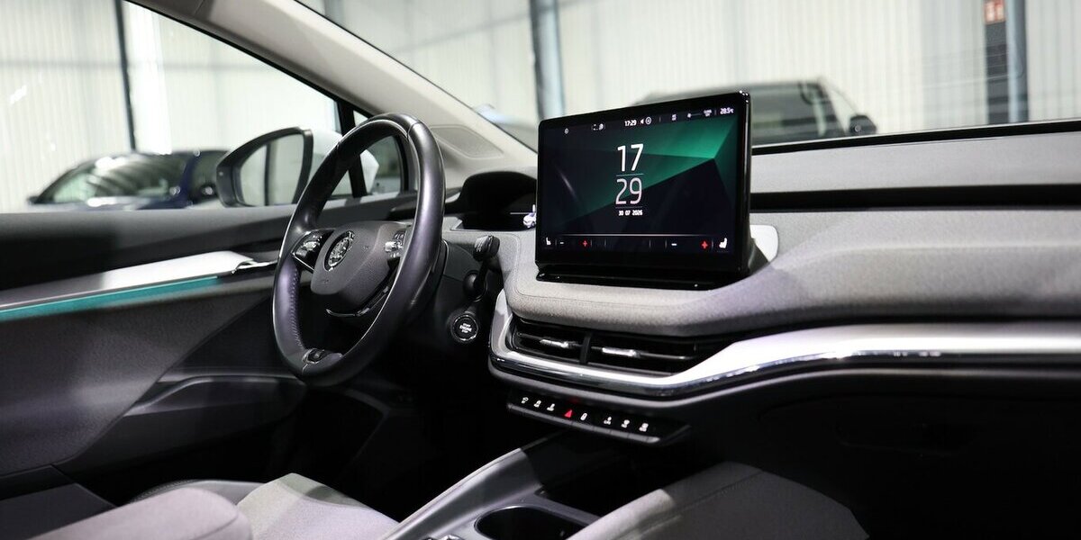 Skoda Enyaq IV 80 LOFT 93% / LEDER / LED / WÄRMEPUMPE 114.000 km 26.777 &euro; Hamm 59077