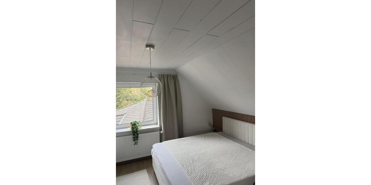 Dachgeschoßwohnung Unna Alte Heide - 2.5 Zimmer, 50 m&sup2;, 650&euro; | Angebot:26032948