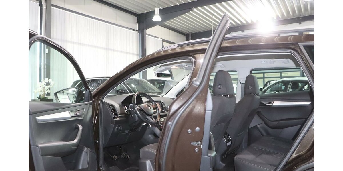 Skoda Karoq 1.5 TSI AMBITION / NAVI+APPLE+ANDROID+DAB 90.000 km 15.577 &euro; Hamm 59077