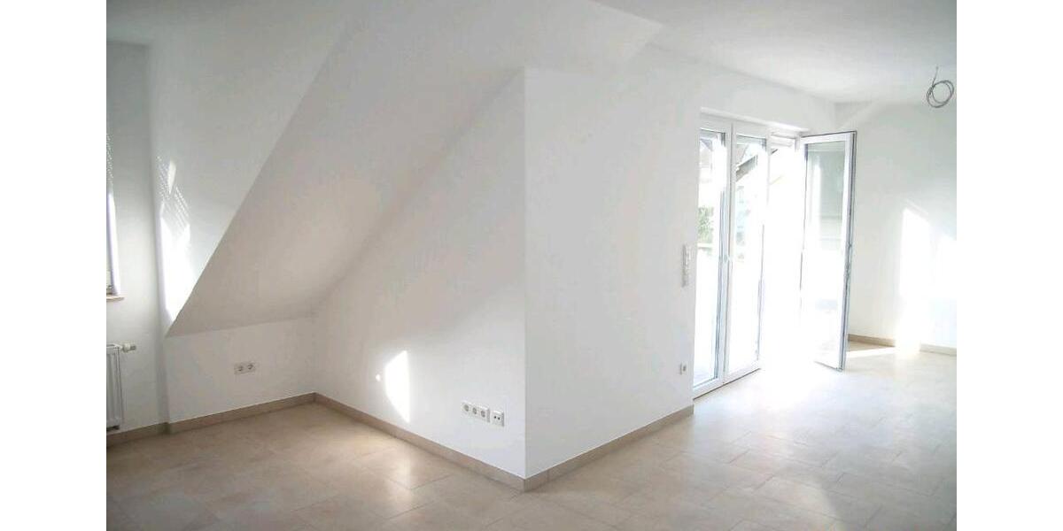 Dachgeschoßwohnung Bad Sassendorf - 3 Zimmer, 97 m&sup2;, 860&euro; | Angebot:26286805