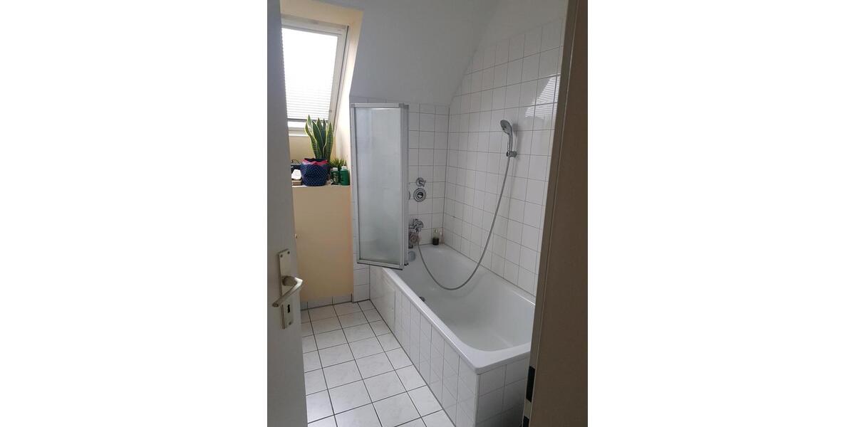 Dachgeschoßwohnung Soest - 3 Zimmer, 77 m&sup2;, 1.058&euro; | Angebot:26305501