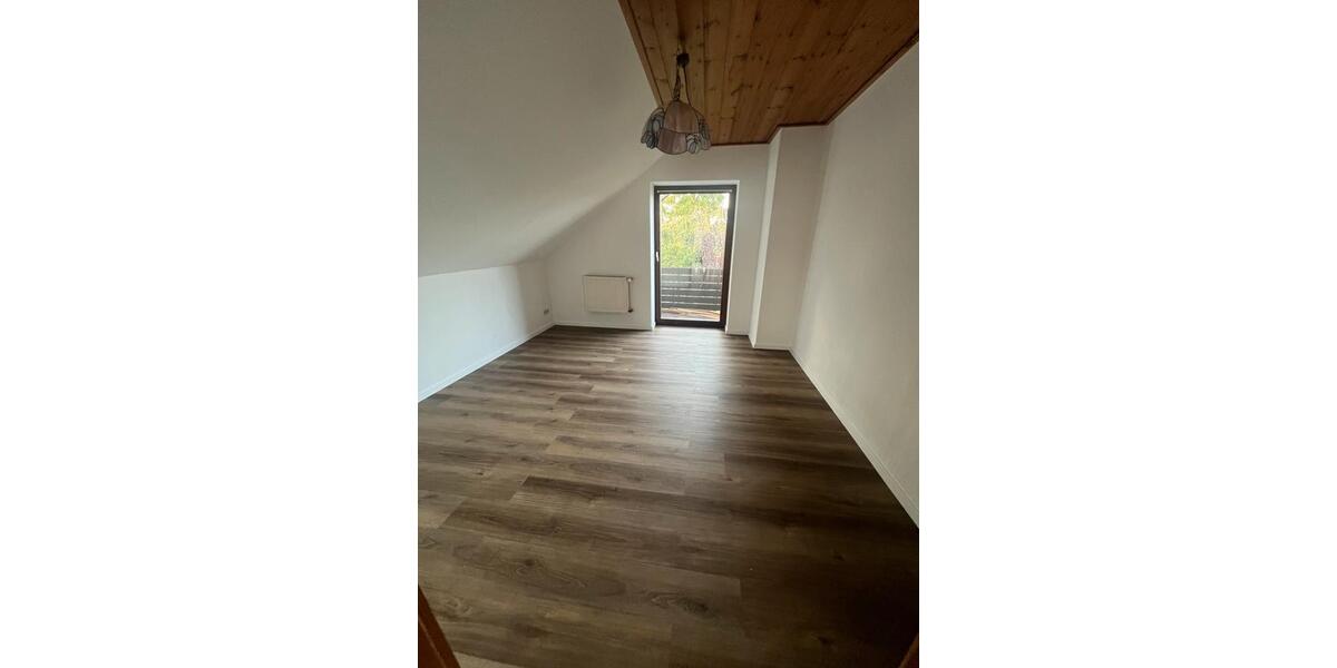 Dachgeschoßwohnung Ahlen - 2 Zimmer, 55 m&sup2;, 800&euro; | Angebot:24841411