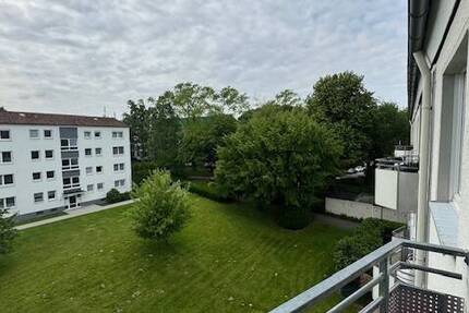 Eigentumswohnung in bester und grüner Lage von Dortmund Wellinghofen Balkon und Gartenanteil 3 zimmer