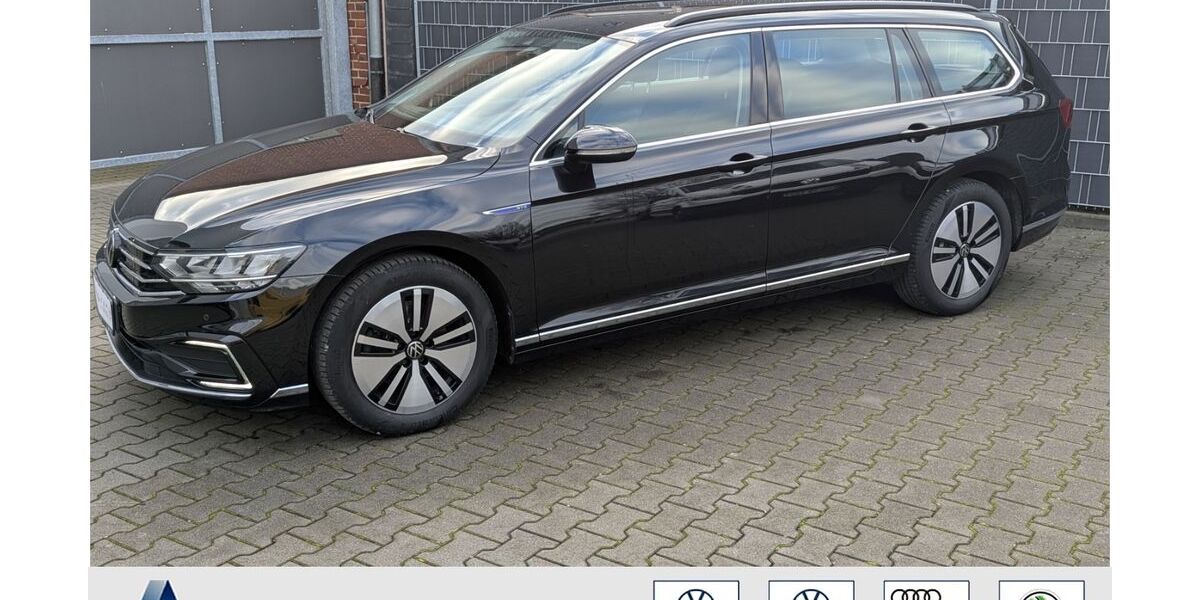 VW Passat 82.715 km 23.680 &euro; Selm 59379