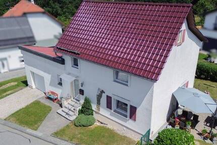Komplett renoviertes Einfamilienhaus mit moderner Technik und hochwertiger Ausstattung
