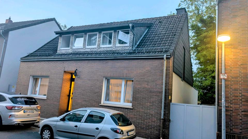 Einfamilienhaus Beckum - 6 Zimmer, 148 m&sup2;, 250.000&euro; | Angebot:26935753