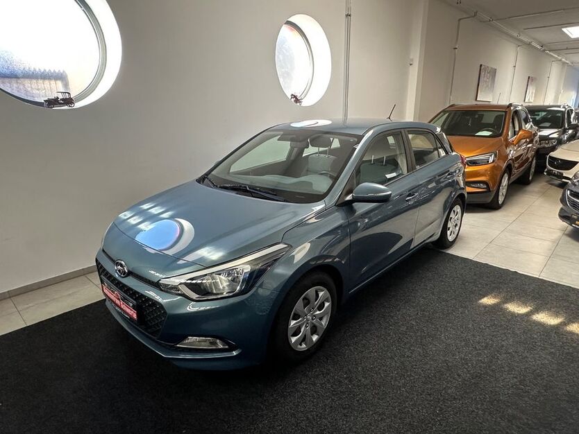 i20
