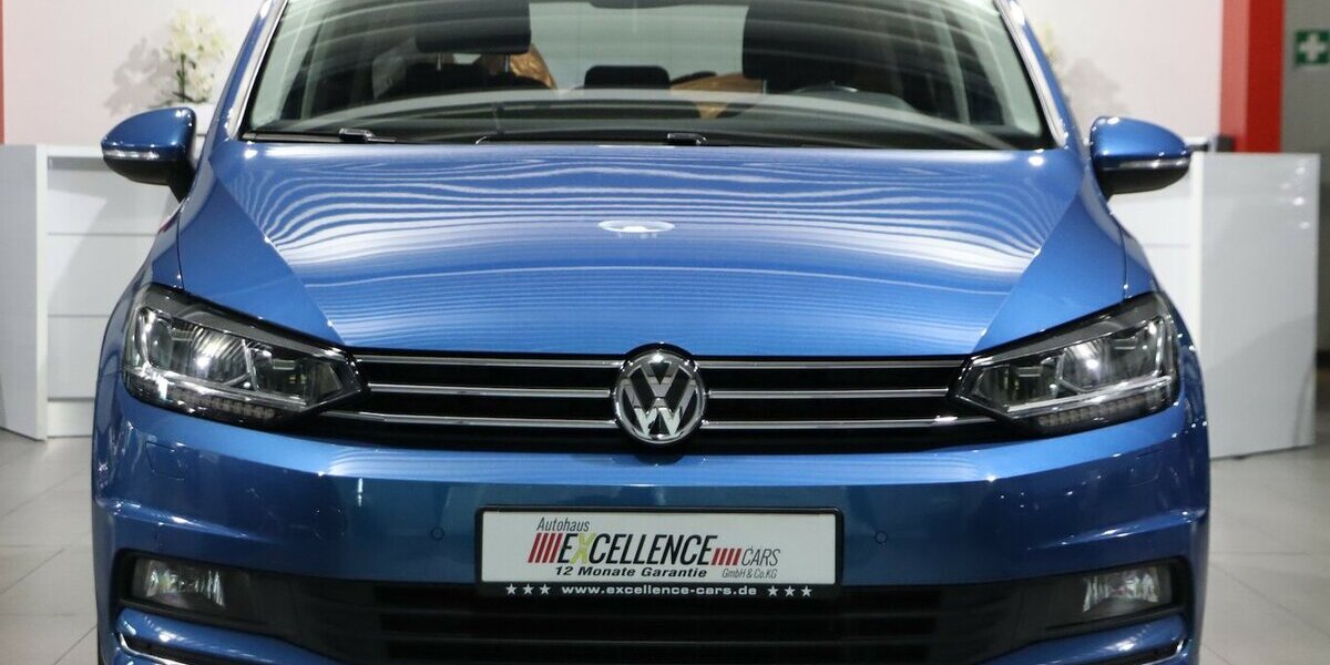 VW Touran 1.6 TDI DSG JOIN FAMILY LED,ACC+LANE+SIDE 83.000 km 19.555 &euro; Hamm 59077