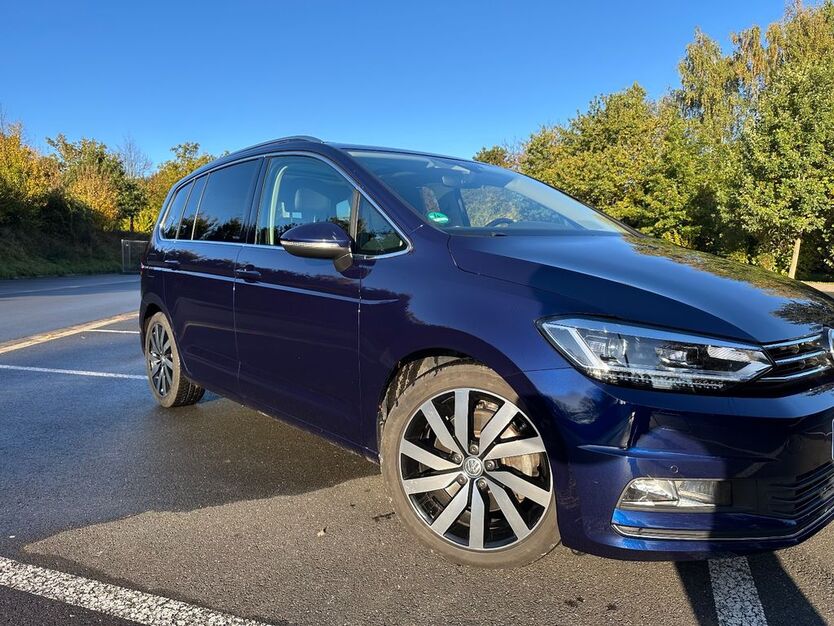 VW Touran 78.500 km 24.990 € Bad Sassendorf 59505