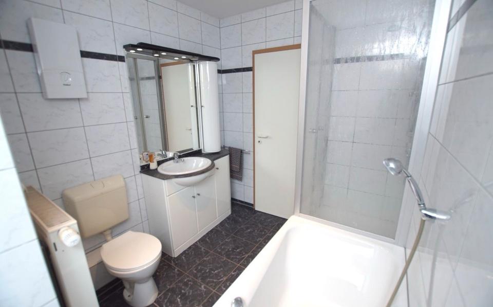 Dachgeschoßwohnung Beckum - 3 Zimmer, 83 m&sup2;, 830&euro; | Angebot:26316650