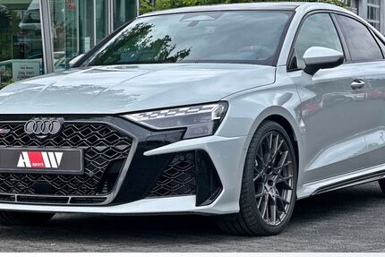 Audi RS3 2.000 km 81.900 &euro; Neubeckum 59269