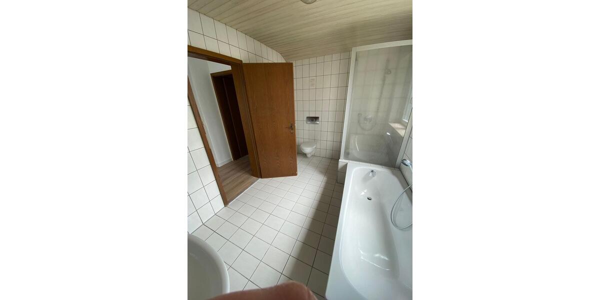 Dachgeschoßwohnung Sendenhorst - 2 Zimmer, 77 m&sup2;, 700&euro; | Angebot:26359726