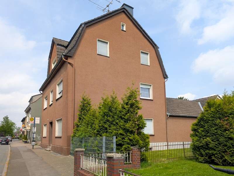 Haus zum Kaufen in Bergkamen Oberaden 289.000 € 232 m²